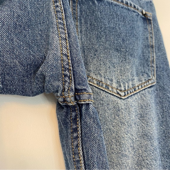 Zoo York Mom Distressed Jeans Size 5 - Picture 9 of 10